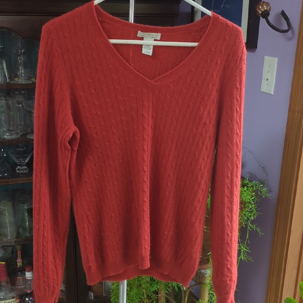 CASHMERE Tweeds Vibrant Red/Orange V-Neck Sweater